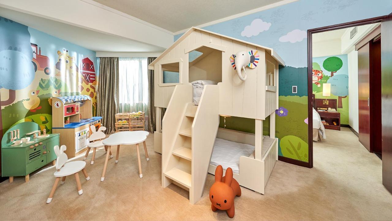 The Howard Plaza Hotel Тайбей Екстер'єр фото A bunk bed